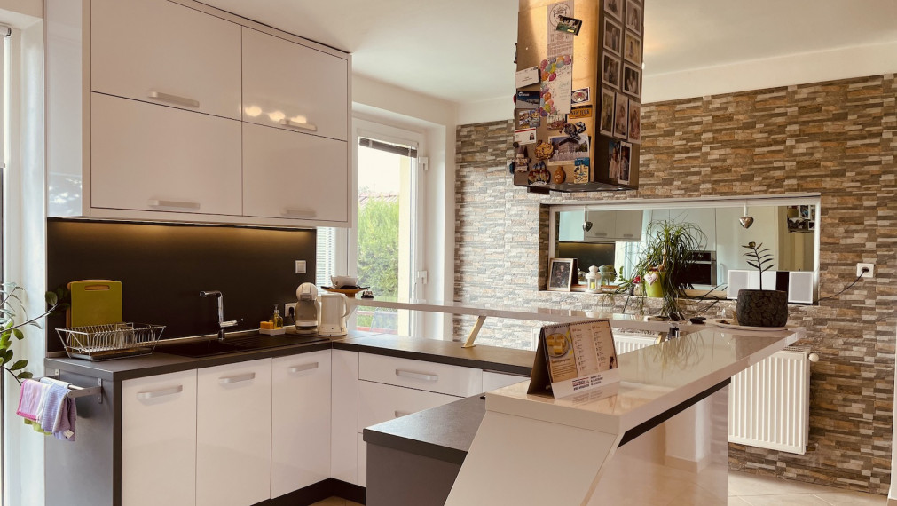 Na predaj rodinný dom Úľany nad Žitavou (pri Podhájskej)