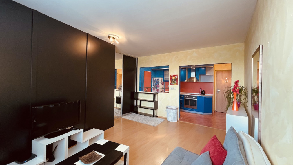 Na predaj 2 izbový byt Pri Bielom Kríži, Bratislava - Nové Mesto