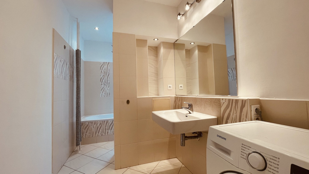 Na predaj 1 izbový byt na Mesačnej ul., Bratislava - Ružinov