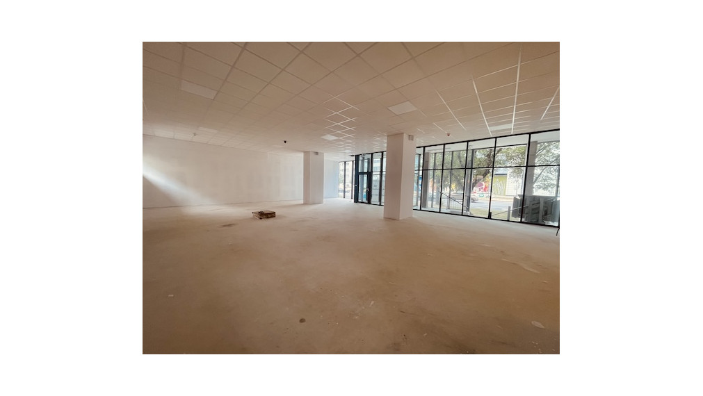 Na predaj obchodný priestor v polyfunkčnom komplexe - Green Atrium situovaný na adrese Trnavská cesta