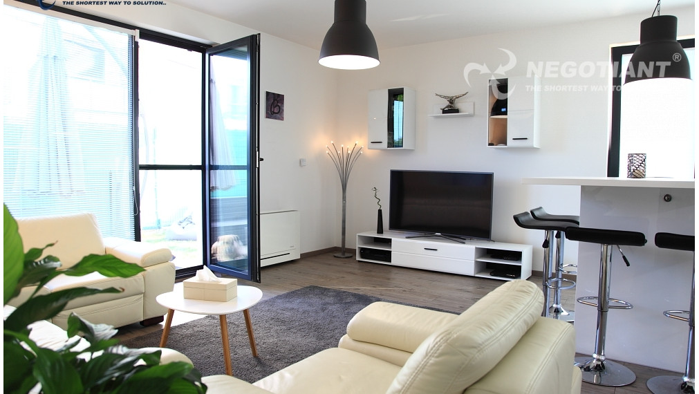 Na predaj nadštandardný 2 izbový byt v novostavbe s terasou a predzáhradkou