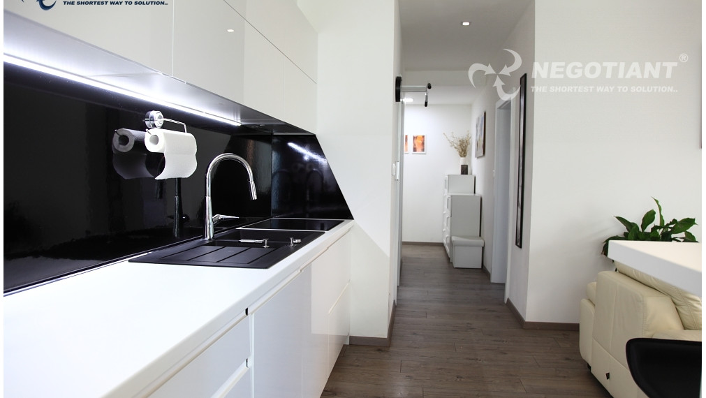 Na predaj nadštandardný 2 izbový byt v novostavbe s terasou a predzáhradkou