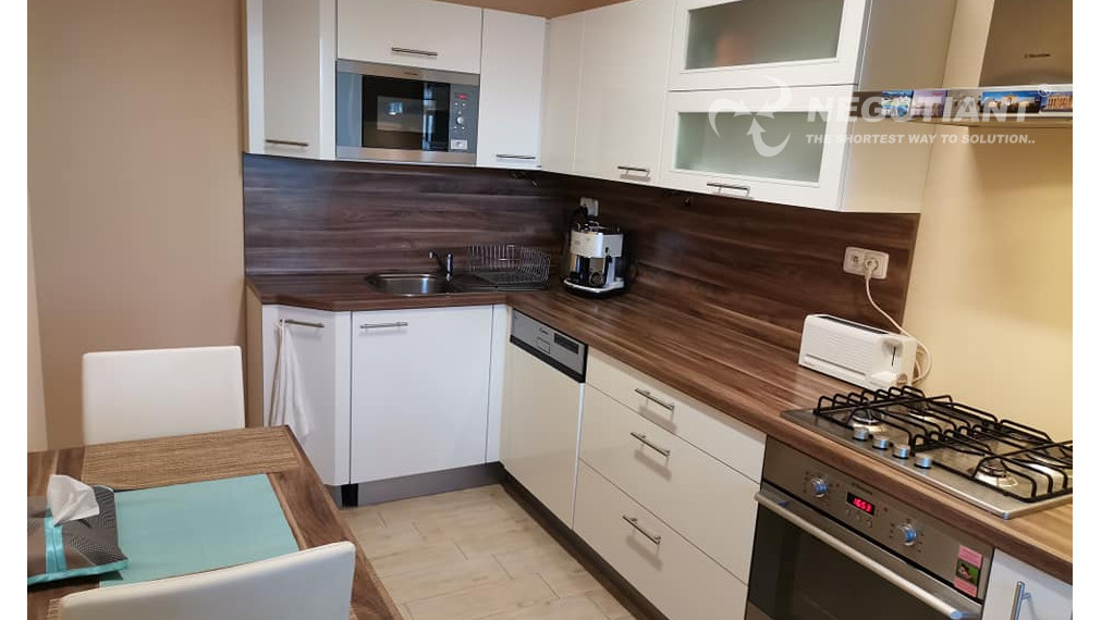 Na predáj 3-izbový byť na Bradáčovej ul., Bratislava - Petržalka