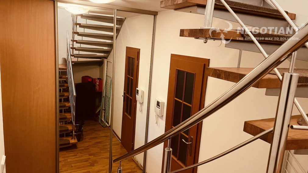 Na predaj výnimočný mezonetový 3 izbový byt na Tomášikovej ul., Bratislava - Nové Mesto