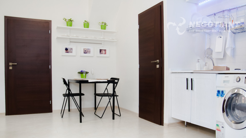 Na predaj zrekonštruovaný 2 izbový byt na Obchodnej ulici, Bratislava - Staré Mesto