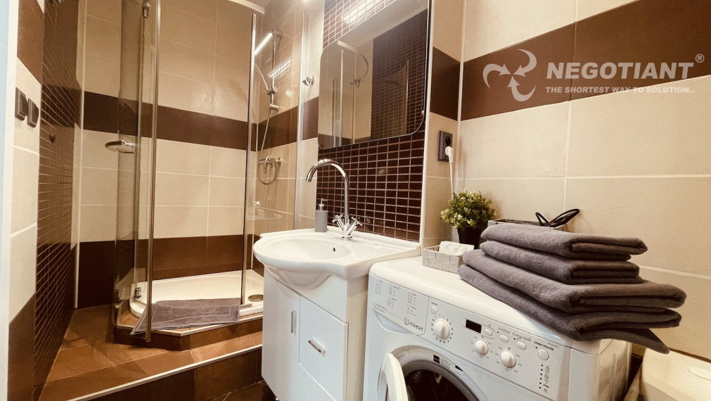 Na predaj veľkometrážny 2 izbový byt na Obchodnej ulici, Bratislava - Staré Mesto