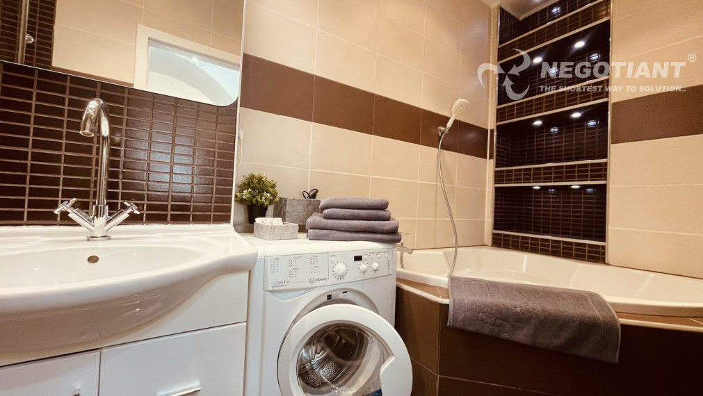 Na predaj veľkometrážny 2 izbový byt na Obchodnej ulici, Bratislava - Staré Mesto