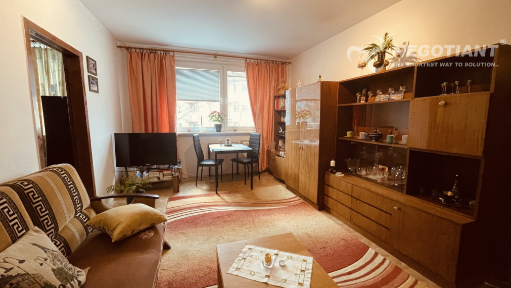 Na predaj 2 izbový byt na Vážskej ulici, Bratislava - Vrakuňa