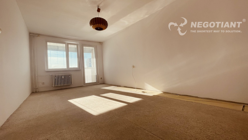 Na predaj veľkometrážny 2 izbový byt na Rezedovej ulici, Bratislava - Ružinov