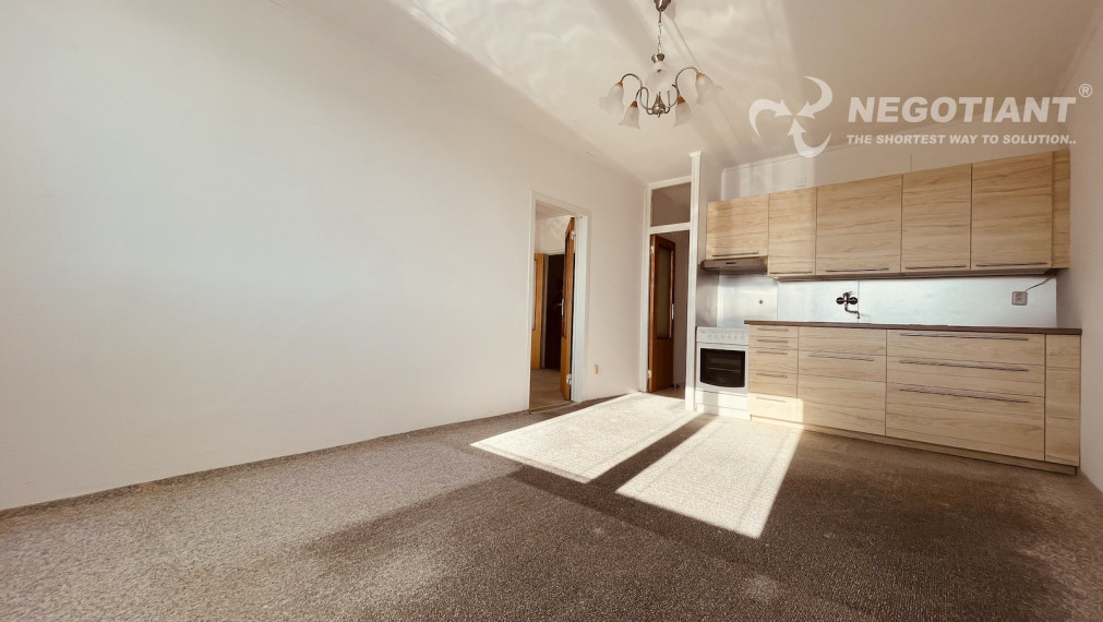 Na predaj veľkometrážny 2 izbový byt na Rezedovej ulici, Bratislava - Ružinov