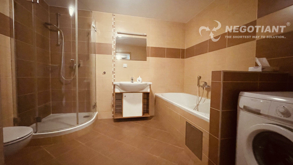 Na predaj priestranný 2 izbový byt s loggiou v bytovej časti Brana komplexu Vienna Gate.