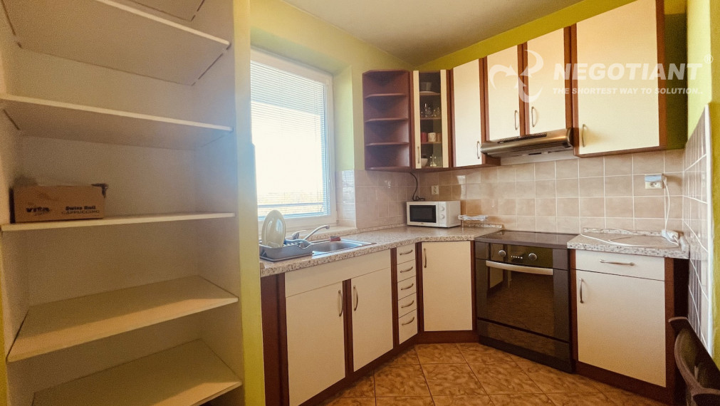 Na prenájom 2-izbový byt vo výbornej lokalite na Šustekovej ulici, Bratislava - Petržalka