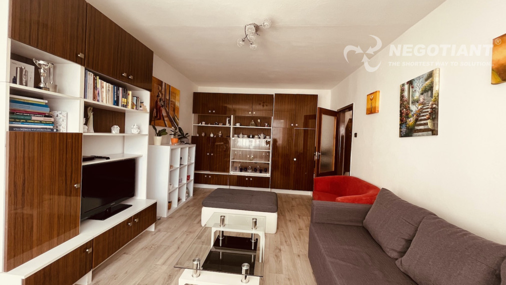 Na prenájom kompletne zariadený 2 izbový byt na Závadskej ulici, Bratislava - Rača