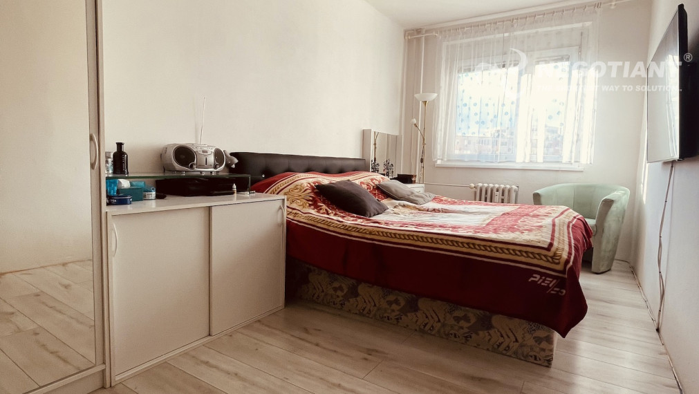 Na prenájom kompletne zariadený 2 izbový byt na Závadskej ulici, Bratislava - Rača