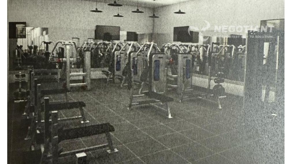 Prenájom obchodného priestoru s výkladom v novostavbe - Trnavská cesta