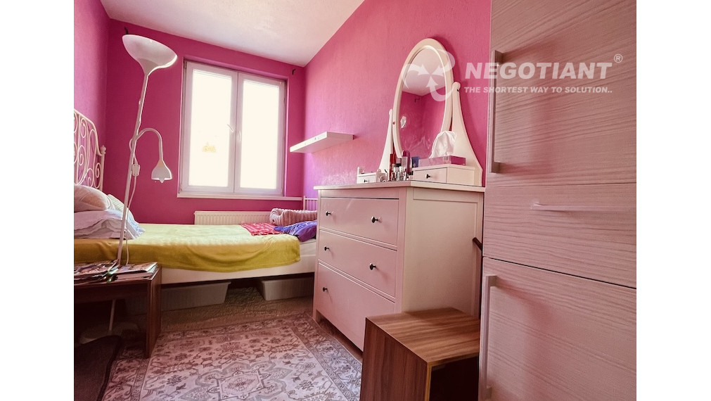 Na predaj 4 - izbový na Nám. Hraničiarov, Bratislava - Petržalka