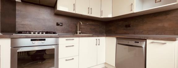 Na predaj 4-izbový byt na Nejedlého ulici, Bratislava – Dúbravka.