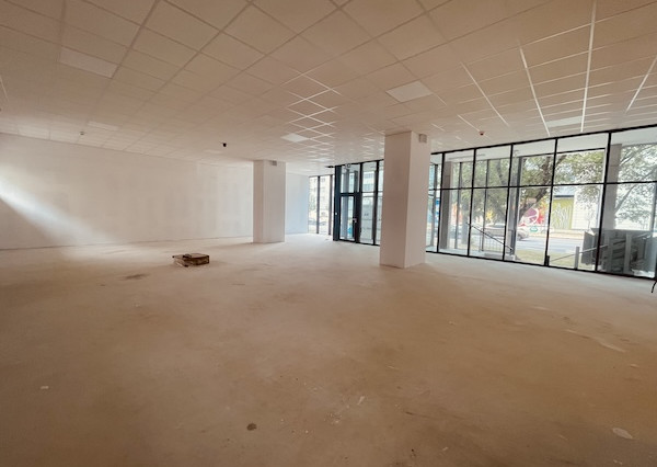 Na predaj obchodný priestor v polyfunkčnom komplexe - Green Atrium situovaný na adrese Trnavská cesta