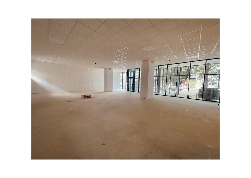 Na predaj obchodný priestor v polyfunkčnom komplexe - Green Atrium situovaný na adrese Trnavská cesta